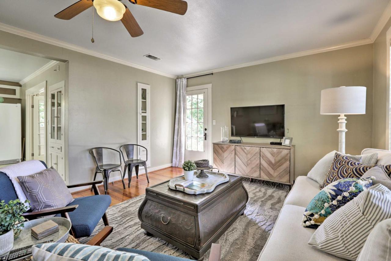 Fredericksburg Cottage With Grill - Walk To Main St! エクステリア 写真