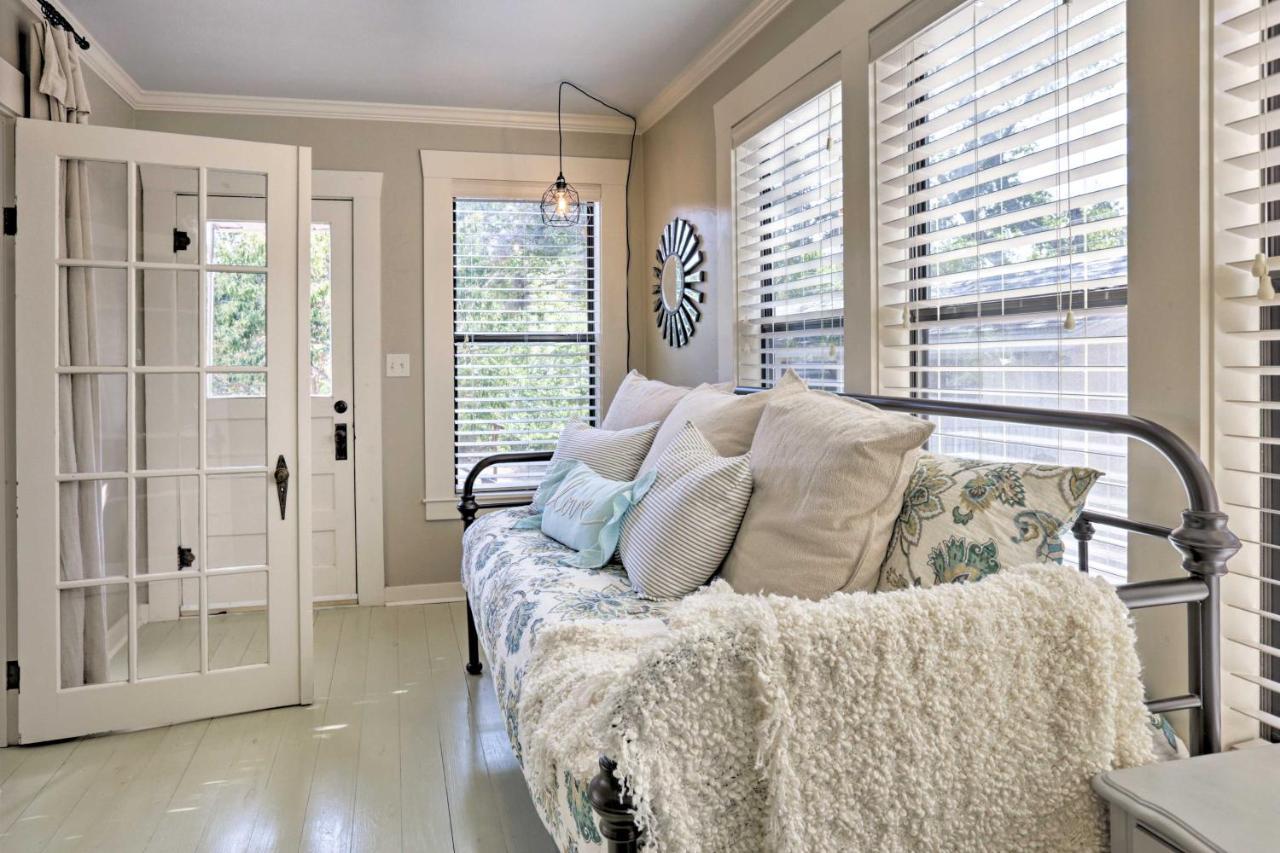 Fredericksburg Cottage With Grill - Walk To Main St! エクステリア 写真