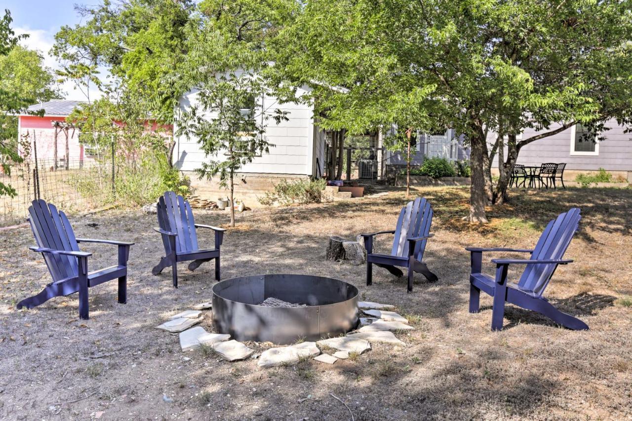 Fredericksburg Cottage With Grill - Walk To Main St! エクステリア 写真