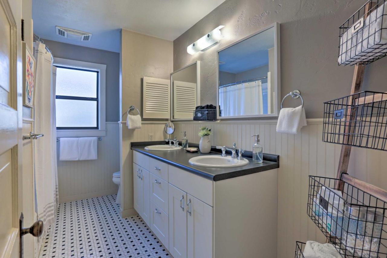 Fredericksburg Cottage With Grill - Walk To Main St! エクステリア 写真